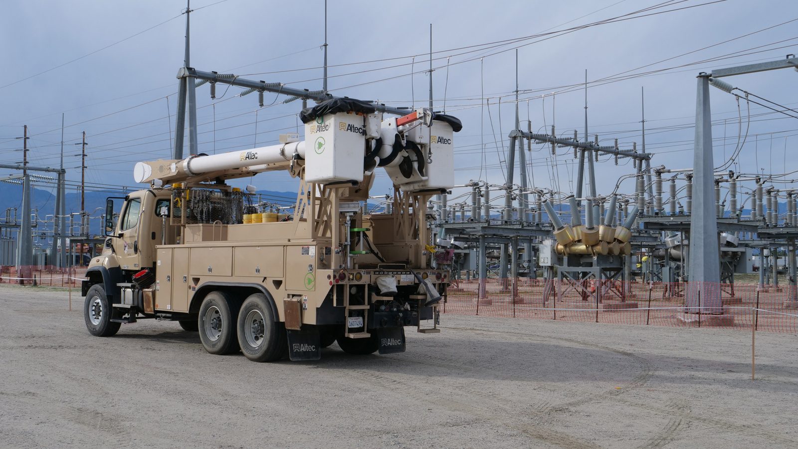 Imperial Irrigation District Avenue 42 substation work